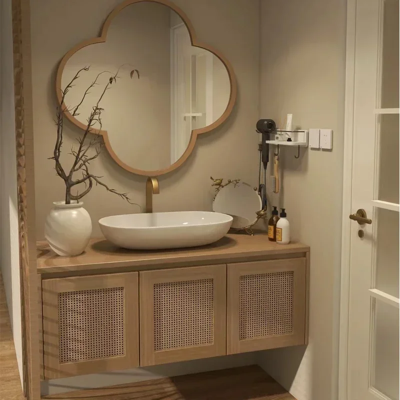 Japanese Home Bathroom Design - Scaffali per armadietti da bagno giapponesi